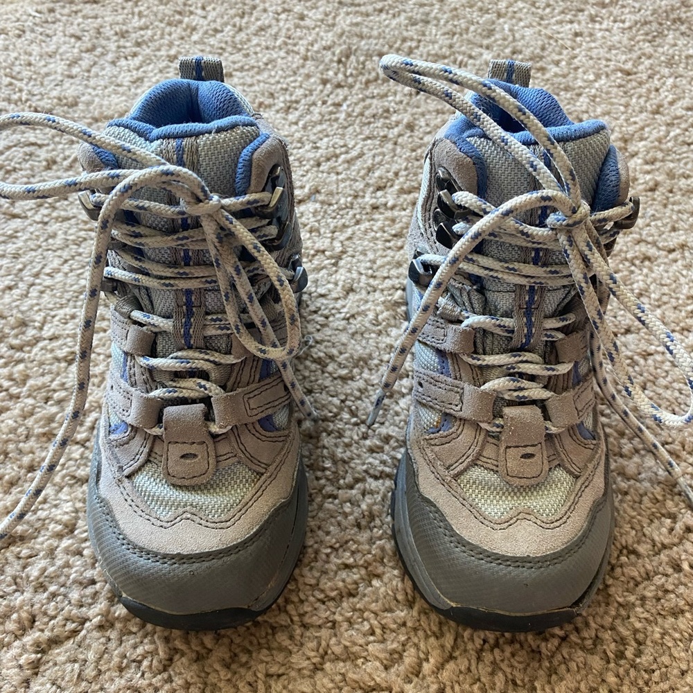 L.L. Bean kids hiking boots - size 10